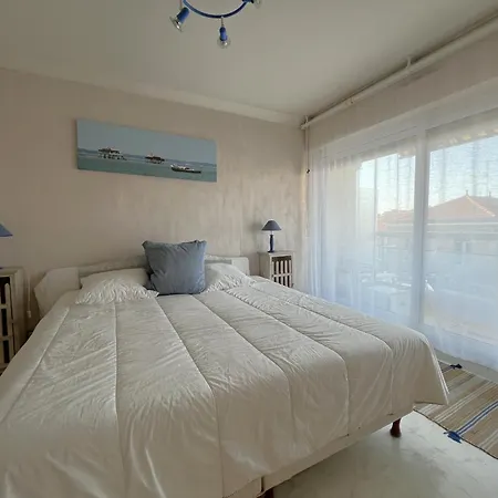 A Arcachon, Proche Plages Et Commerces, Avec Terrasse Et Parking Prive - Fr-1-474-141 Appartement *