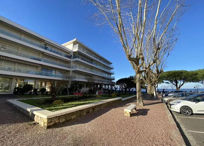à Arcachon, Proche Plages Et Commerces, Avec Terrasse Et Parking Privé - Fr-1-474-141 Appartement *